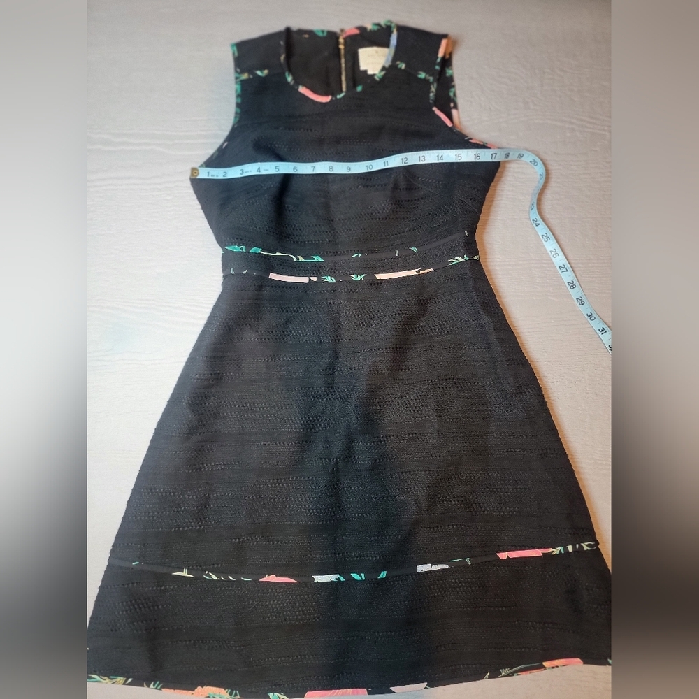 ♡ Kate spade Black Sleeveless Fit-and-Flare Dress with‎ Floral Details B-18